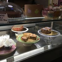Vegan cakes a plenty! at Le Golose Imperfezioni in Como