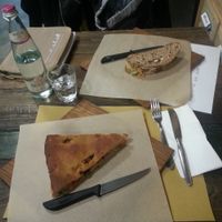 Bread like a pizza and avocado sandwich at Le Golose Imperfezioni in Como
