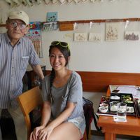 Taipei Happy Cow Ambassador Hailey and the friendly owner of Arashiyama-kan at Arashiyama-kan in Kyoto