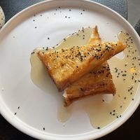 Feta cheese in filo pastry with maple syrup (SO GOOD & vegan)  at ONO in Rhodes