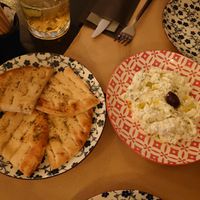 Pita with vegan tzatziki ❤️❤️❤️ at ONO in Rhodes