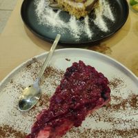 Dubai and beery cheesecake at ONO in Rhodes