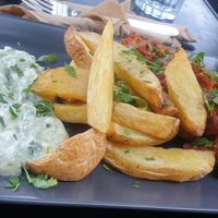Soutzoukakia me patates at Veganaki in Athens