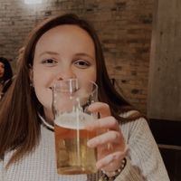 Enjoying an alcohol free + vegan pint of beer  🍺   at Veganaki in Athens