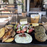 Assiette veganaki et cappuccino froid au lait d amande 💚🌱💚🌱  at Veganaki in Athens