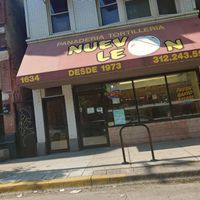 Store front at Panaderia Nuevo Leon in Chicago