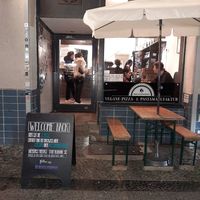 Entrance at La Stella Nera in Berlin