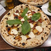 Pizza at La Stella Nera in Berlin