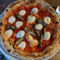 Margherita with artichoke - 4/5 at La Stella Nera in Berlin