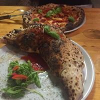 Pizza & calzone at La Stella Nera in Berlin
