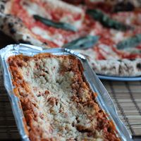 Pick-up in Covid-19 times. ❤️🙏🏾 at La Stella Nera in Berlin