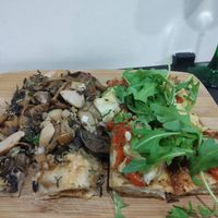 Vegan mushroom pizza and vegan vegetables pizza at Pizz'arome in Strasbourg