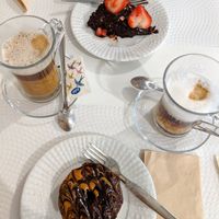 Sweet options at Veganeats Caffe in Lisbon