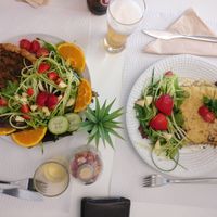 Quiche+salada e prato do dia at Veganeats Caffe in Lisbon