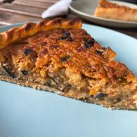 "Seitan à brás" pie at Veganeats Caffe in Lisbon