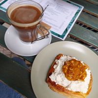 Folhado requeijão at Veganeats Caffe in Lisbon