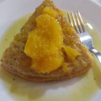 Orange cake at Veganeats Caffe in Lisbon