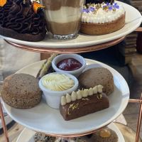 high VEGAN T ! (IDNGBTT!!!)  at Farmacy in West London