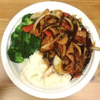 Garlic Tofu & Broccoli  at Sun Tong Luck Asian Cuisine in Columbus
