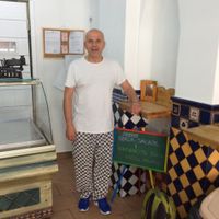 Knowledgable and fashionable Mr. Zoran Stasic.  Owner. at Lime & Carrot in Belgrade