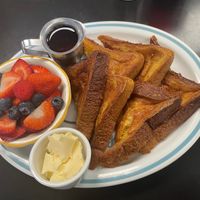 French Toast with berries at The Tasty in Philadelphia