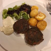 Mini vegetable burgers with roasted potatoes at The Lost Unicorn Restaurant in Tsagarada