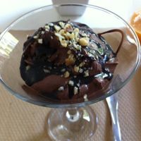 chocolate mousse with orange flavour as the dessert of the menu of the day at Nomit in Valencia