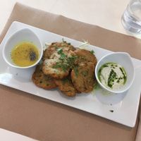 Vegetables pakoras  at Nomit in Valencia