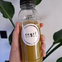 Detox juice (al een paar slokken eruit genomen) at Oogst in Alkmaar