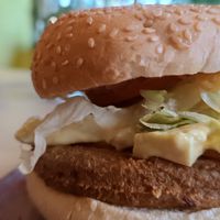 Hamburguesa at La Huella Vegana in Rivas-vaciamadrid