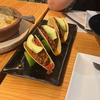 Patatas gauchas y lentacos at La Huella Vegana in Rivas-vaciamadrid