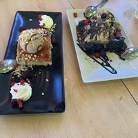 Sweet Jarama y Brownie Soul  at La Huella Vegana in Rivas-vaciamadrid