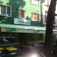 Falafel Storefront at Falafel & mehr in Frankfurt