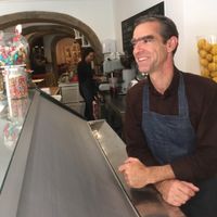 the icecream maker at Natur Ice in Lisbon