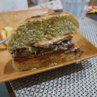 Futuro burger at B-Vegan in Salvador
