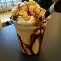 Snickers milkshake at Delivore Hornstull in Stockholm