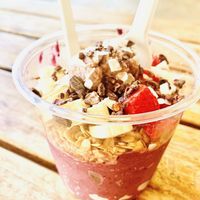 Açaí bowl at Wow Wow Hawaiian Lemonade in Kihei