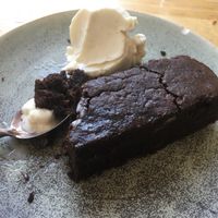 Vegan brownie at The Green Spot in Barcelona