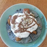 Sweet pizza???? Irrelevant....it was supa guuud at The Green Spot in Barcelona