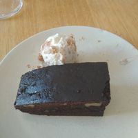 Vegan brownie at The Green Spot in Barcelona