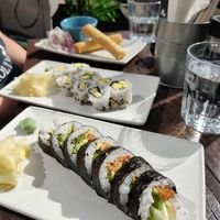 Vegan sushi and spring rolls at Monsun Noodlebar in Oslo