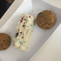 Quinoa “meatballs” with cauliflower purée  at Rawdia in Brasov