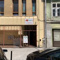 Entrance not very inviting  at Rawdia in Brasov