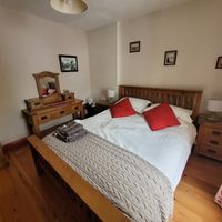 Room on the first floor with an ensuite bathroom at Graianfryn Guest House in Penisar Waun
