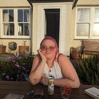 Evening picnic in the sun at Graianfryn Guest House in Penisar Waun