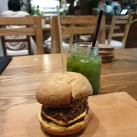 Gangsta burger 🍔 at Evergreen Organics in Doha