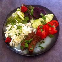 assiettes végétariennes at Salon de the UniVert in Montignac