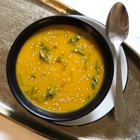 Very warming and tasty carrot-curcuma-spinach soup. This was the small size for 4,50€ at Franz Soupmarine in Heidelberg