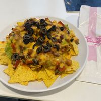 Vegan nachos at Jeni's Diner in Caminha