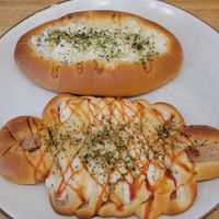 Vegan Pizza, Vegan Ham & Cheese at Haemil Bakery in Seoul